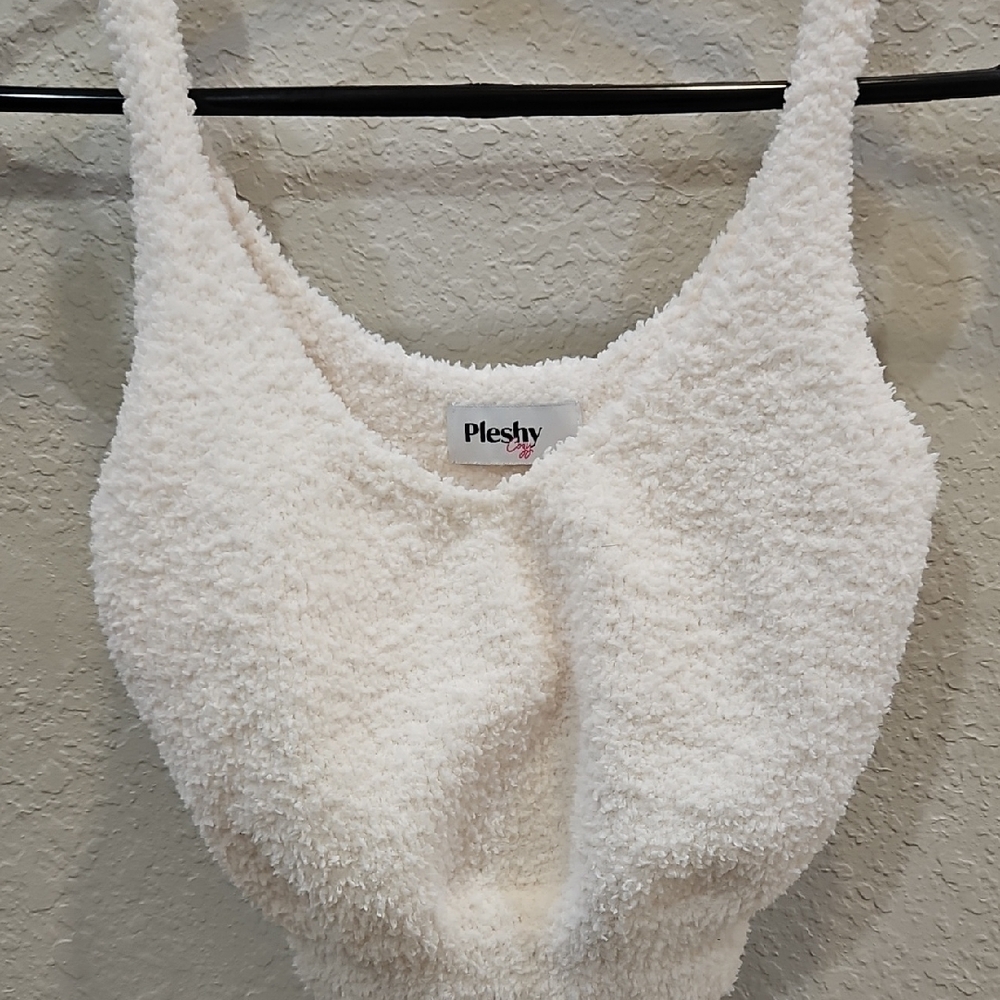Pleshy Cozy Cream Textured Tank Top